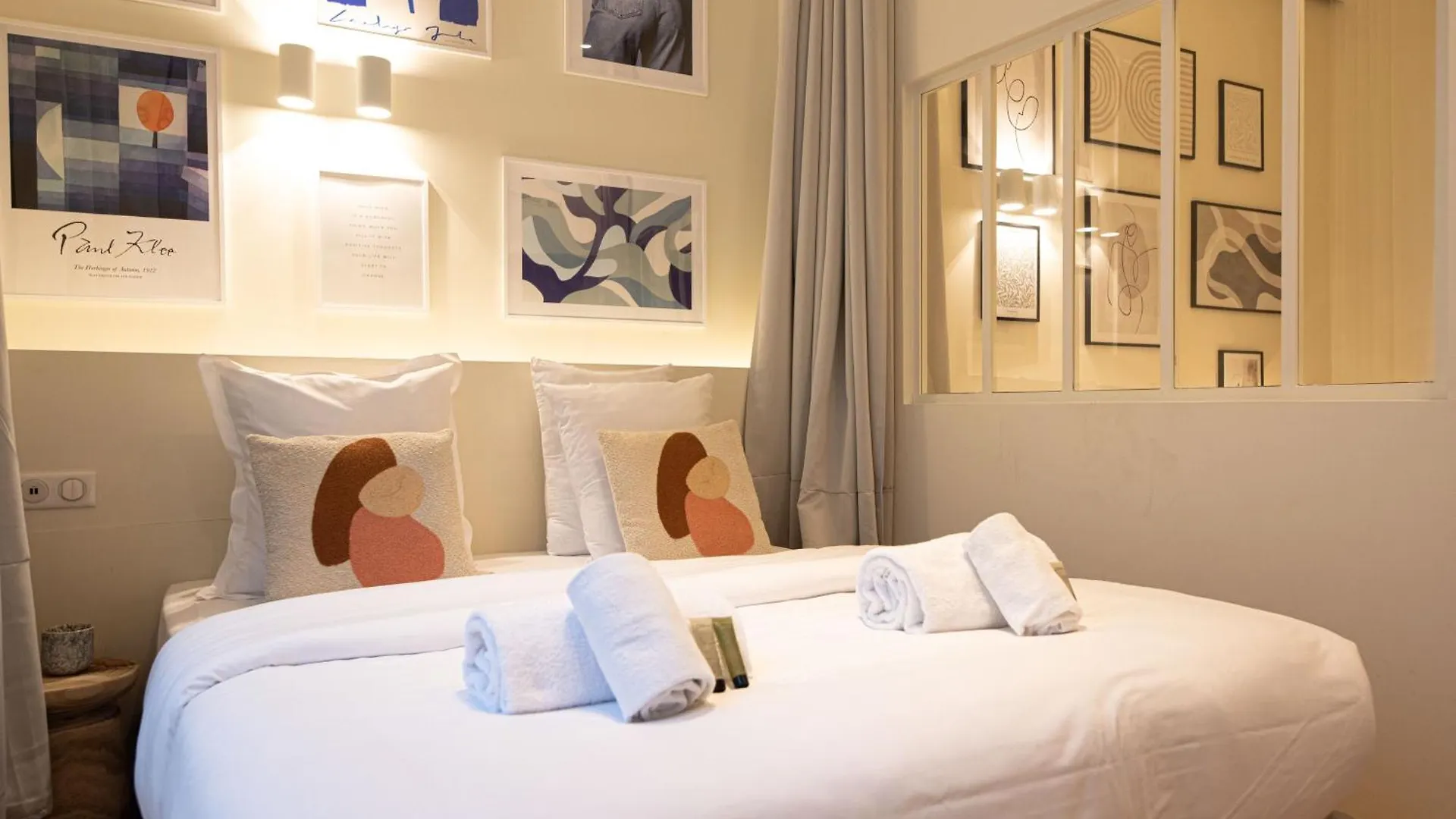 Apartment Amazing Flat In Champs Elysees. Paris