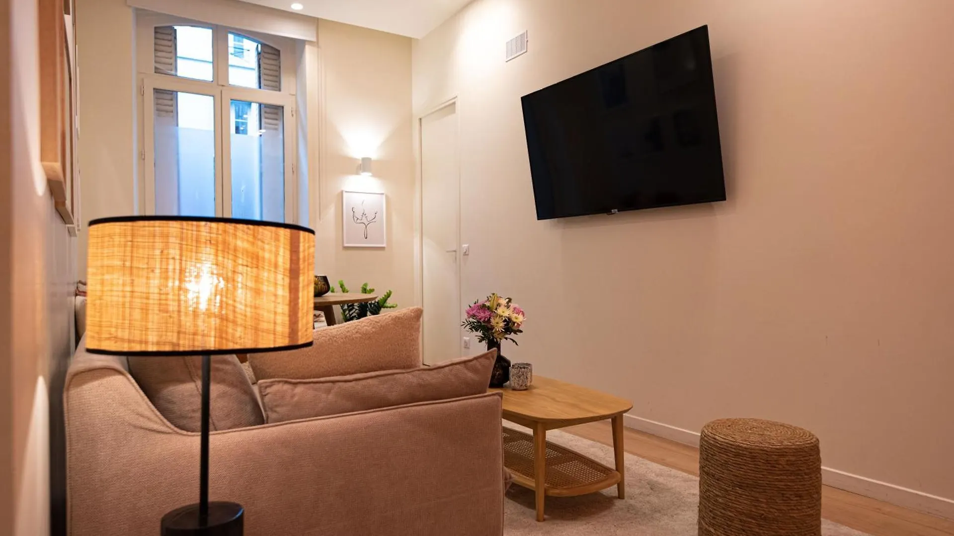 Amazing Flat In Champs Elysees. Paris